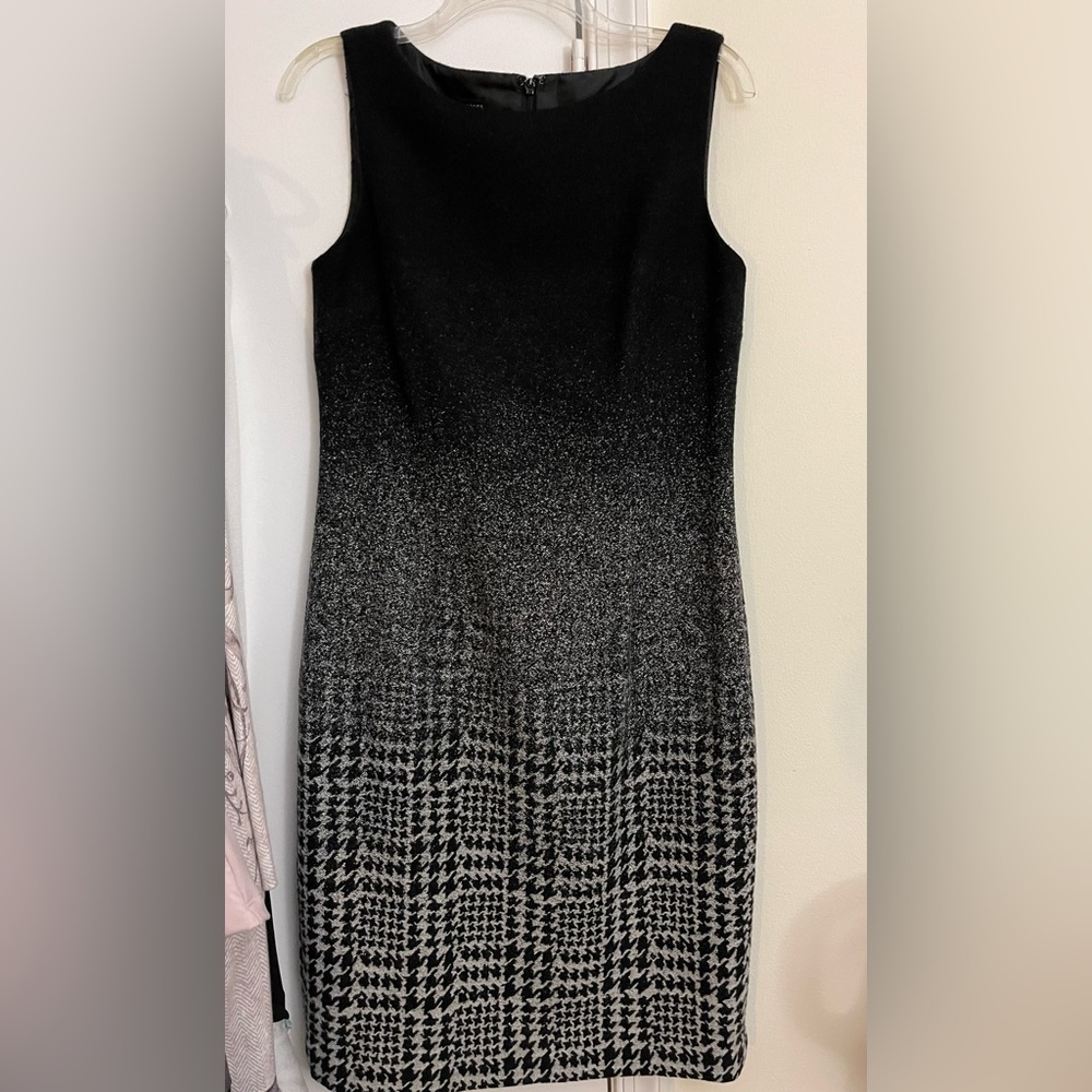Beautiful Talbots sleeveless dress with houndstooth